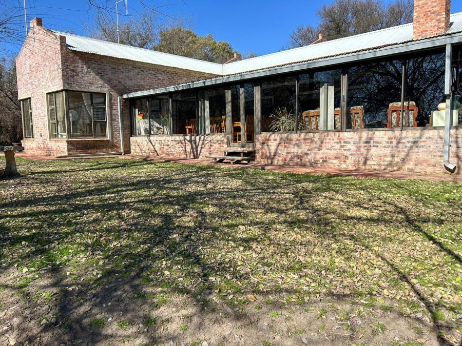 2 Bedroom Property for Sale in Potchefstroom Rural North West